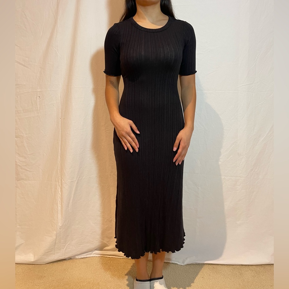 Everlane Midi Ribbed Knit Dress